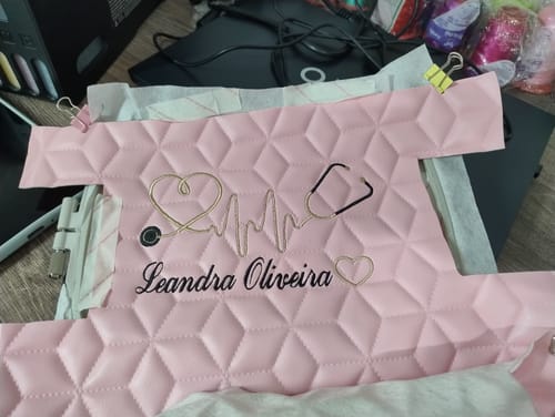 Customer photo review of DIAMOND LUXO 1.5 FUNDO MANTA COR ROSA BEBE