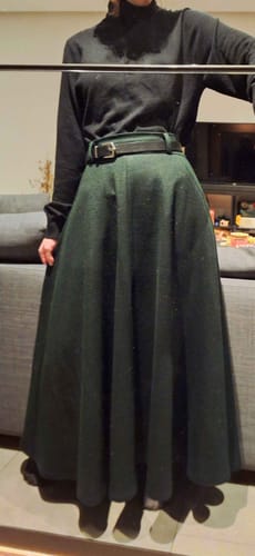 Customer photo review of Green Maxi Wool Skirt Women 3139