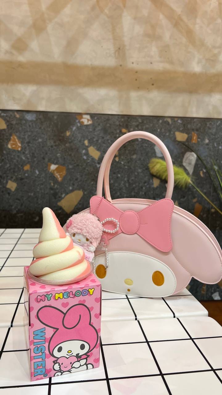Customer photo review of My Melody Die-cut Face PU Bag