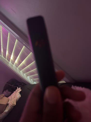 Customer photo review of Disposable Vape Delta 9 Ice Cream Cake Indica