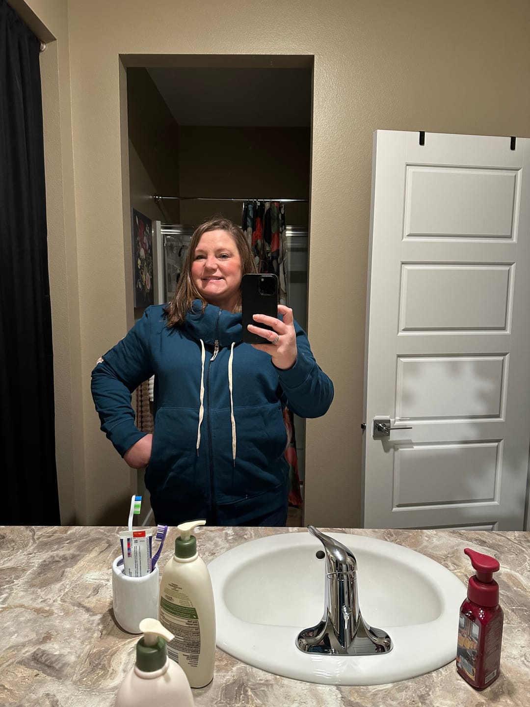Customer photo review of THE CASEY FLEECE