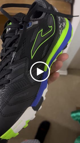 Customer video review of Zapatilla Joma Liga 5 2401 Negra Turf (Pasto Sintetico)