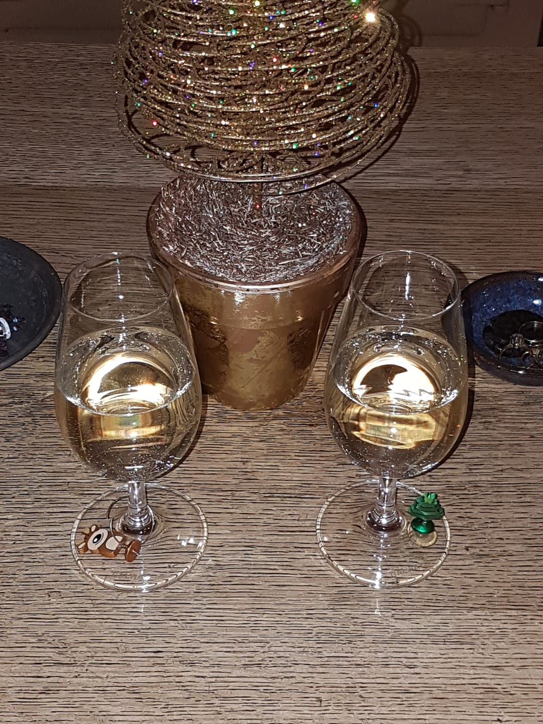Customer photo review of Galway Crystal Elegance Stemmed Tasting Glass Pair