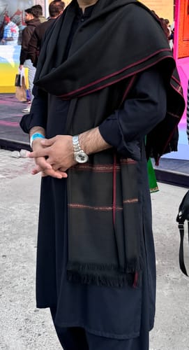 Customer photo review of Pashtush Mens Thick Shawl Gents Lohi Woven Kinauri Design, Black