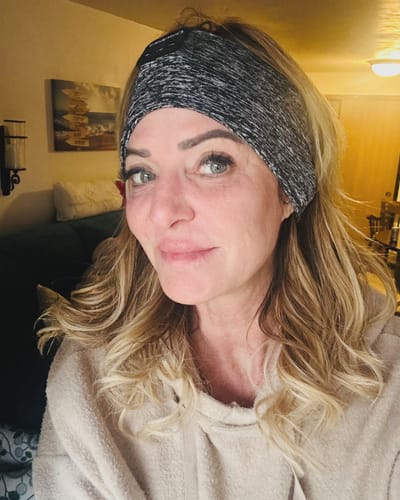 Customer photo review of CozyBand Wireless Headphones