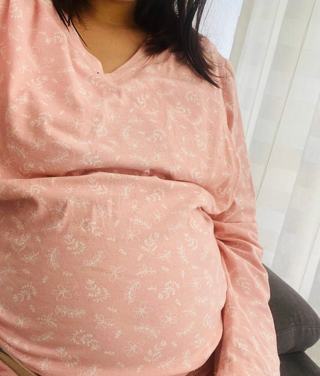 Customer photo review of Pijama de maternidad y lactancia •Gerbera rosa• con ALGODÓN