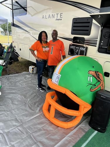 Customer photo review of ZE™ Force Smartwatch – Power Your Day, Track Your Way