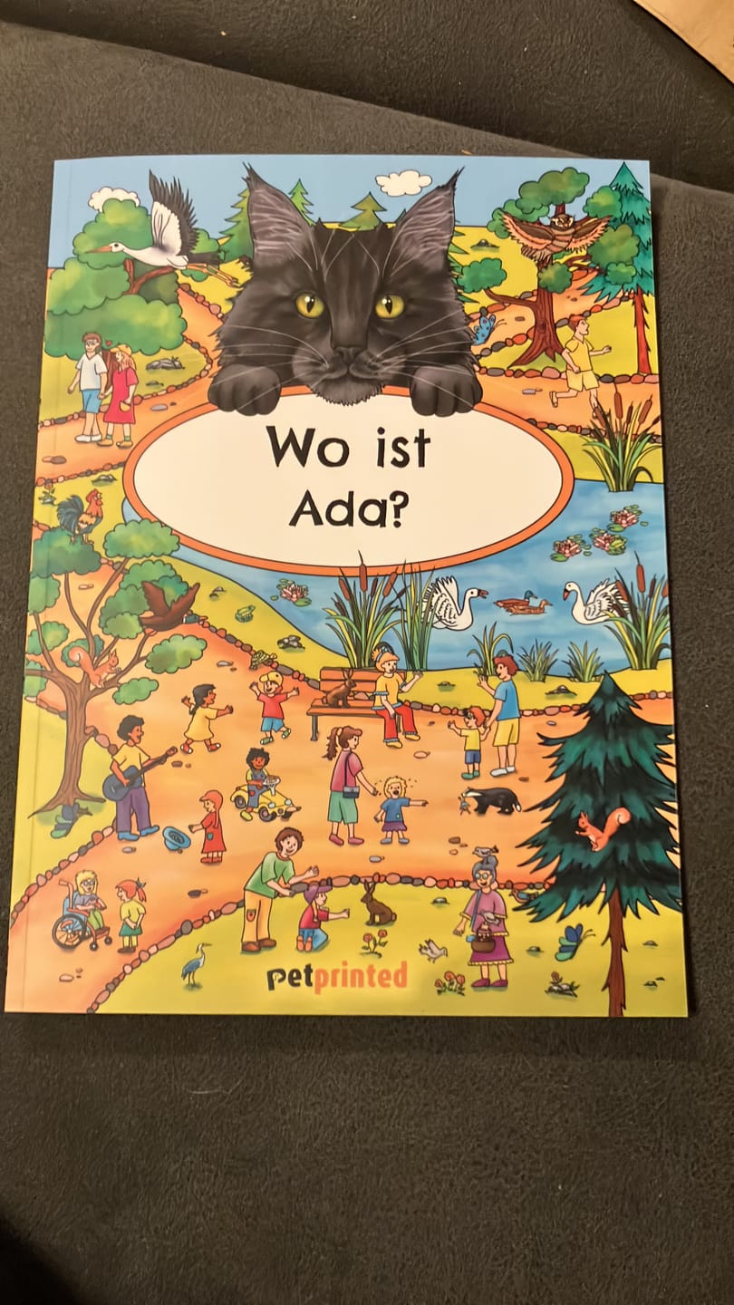 Customer photo review of Wo bist du? - Personalisiertes Katzen-Wimmelbuch