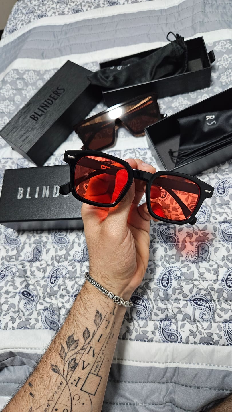 Customer photo review of Aston