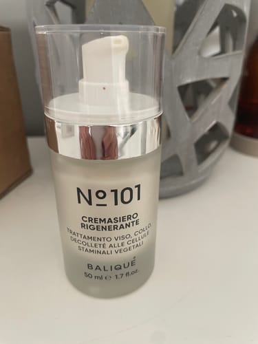 Customer photo review of N°101 - CREMASIERO RIGENERANTE - Viso, Collo e Decolleté