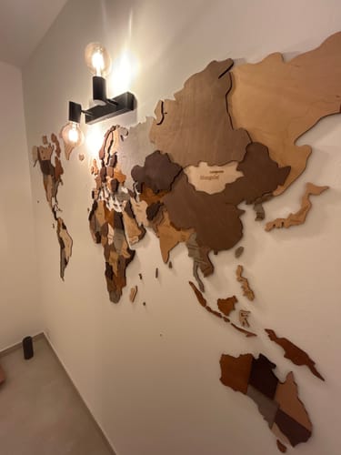Customer photo review of Weltkarte aus Holz 200 x 110 cm