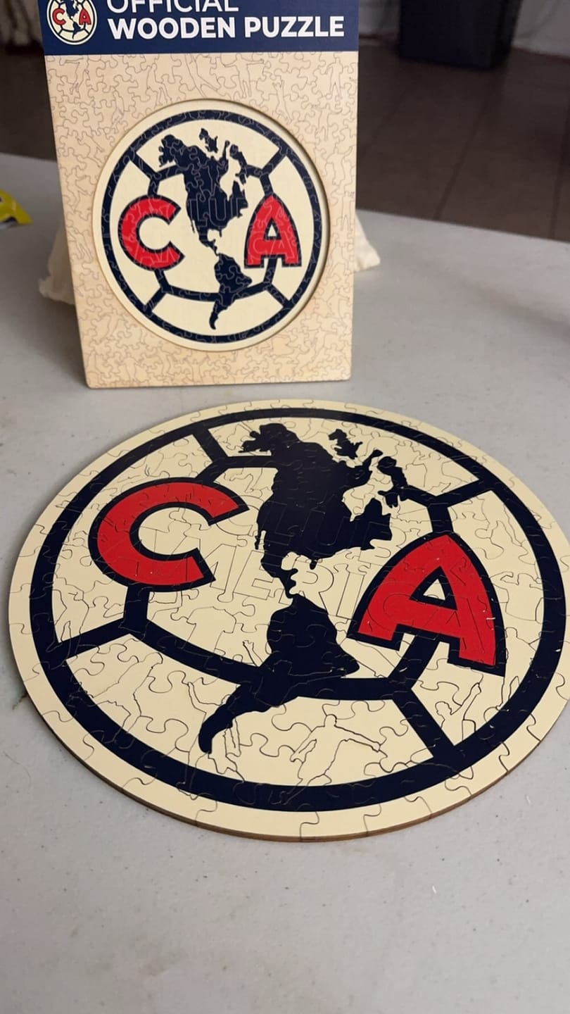 Customer photo review of Club América® Logo - Wooden Puzzle