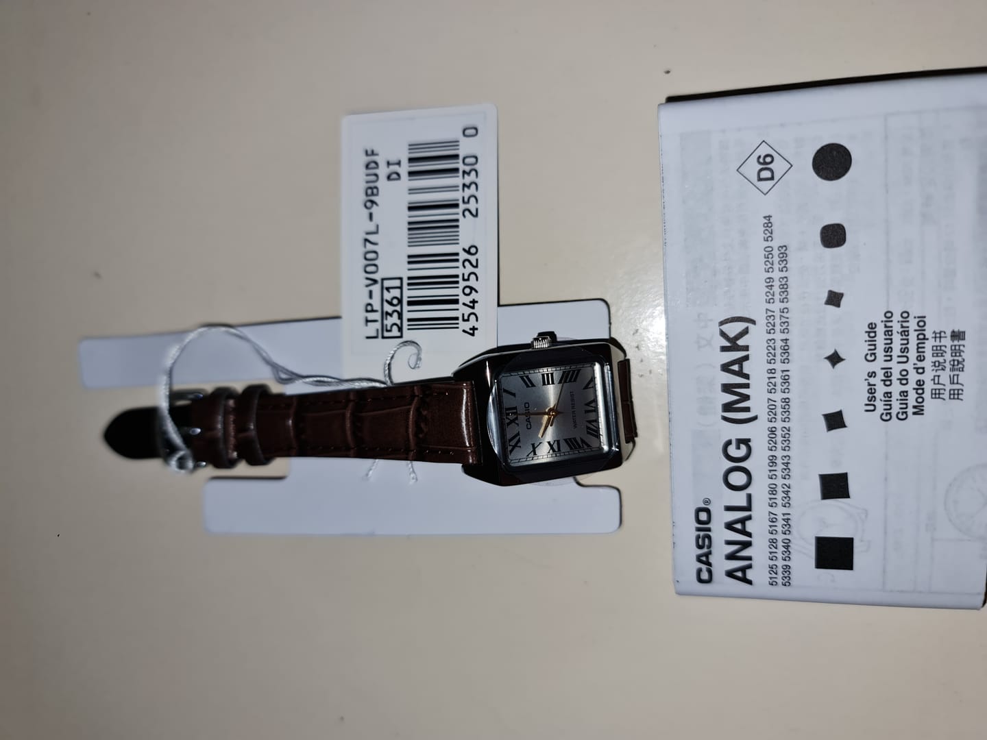 Customer photo review of Reloj Casio Tank Análogo LTP-V007L-9BUDF Cuero Dial Champaña