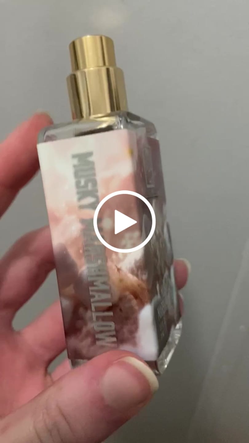 Customer video review of Musky Marshmallow