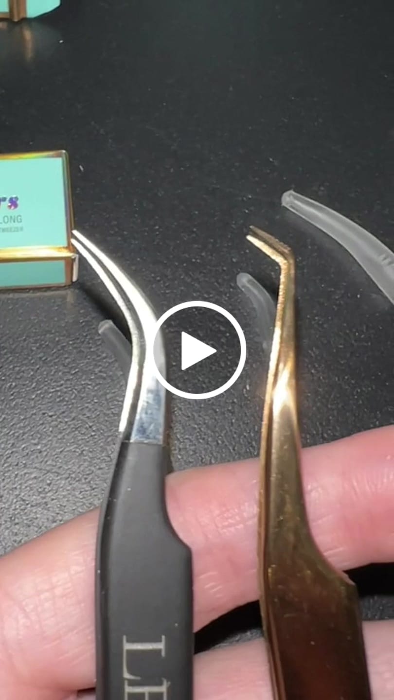 Customer video review of Mixed Volume Lashes