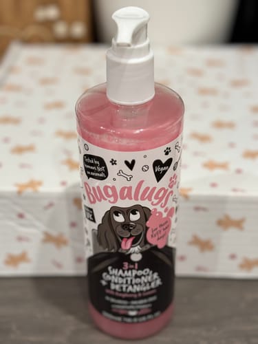 Customer photo review of 3 in 1 Raspberry & Lemon Dog Shampoo, Conditioner & Detangler