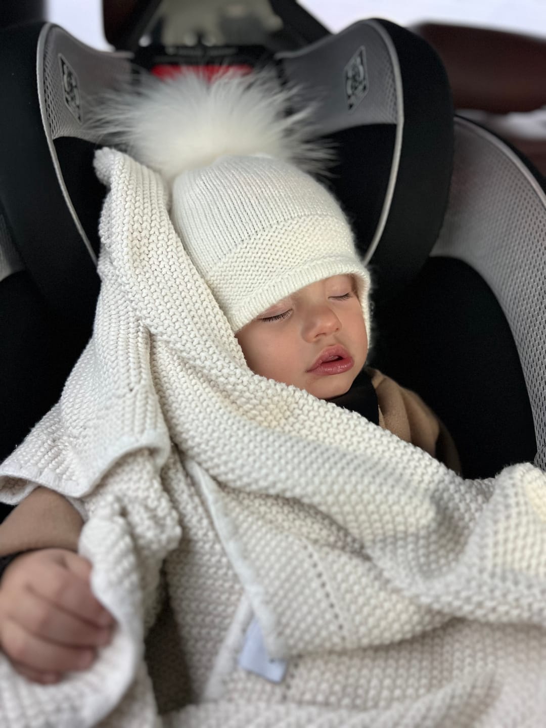 Customer photo review of Cashmere Aviator Pom Hat