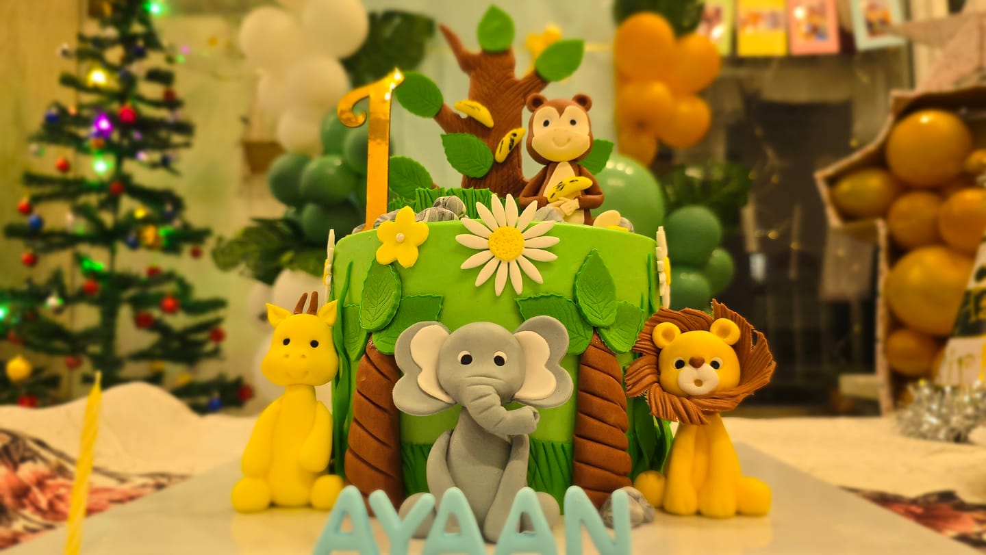 Customer photo review of Jungle Adventure Green Cake