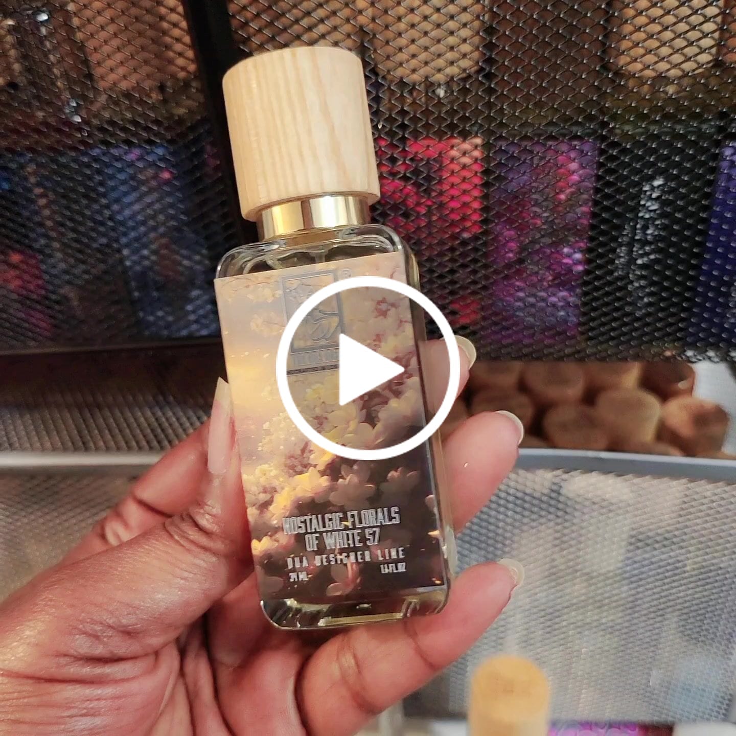 Customer video review of Nostalgic Florals Of White 57