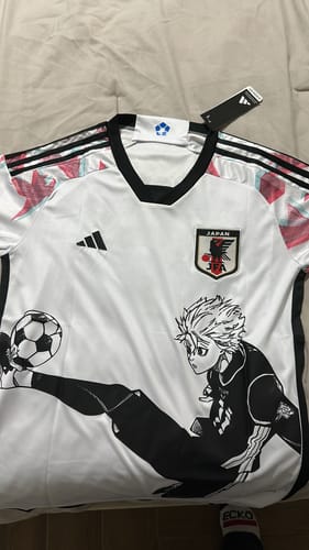 Customer photo review of Japan 2022/23 SHIRT - AWAY EDITION NAGI