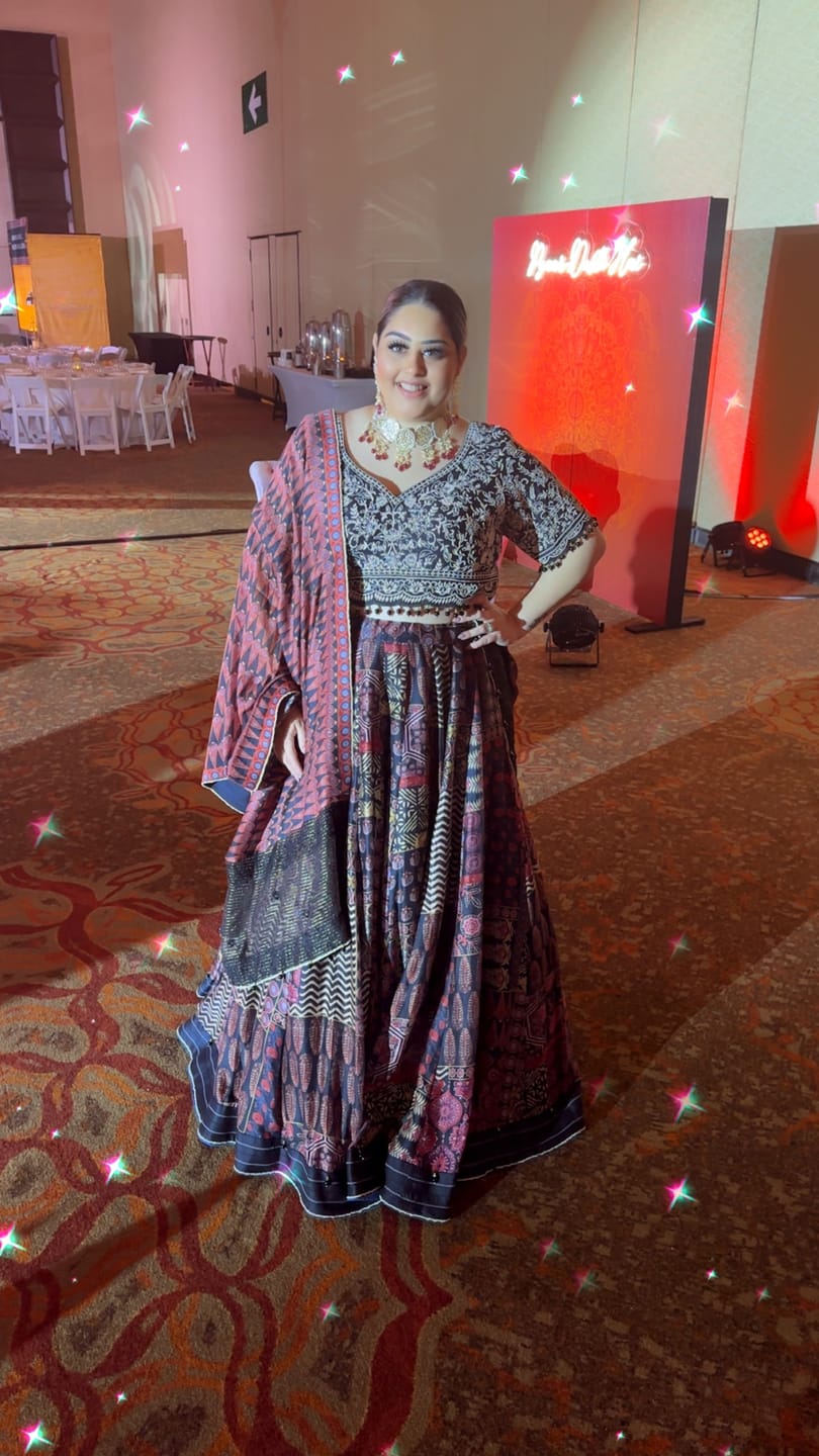 Customer photo review of Kavya Kundan Full Set