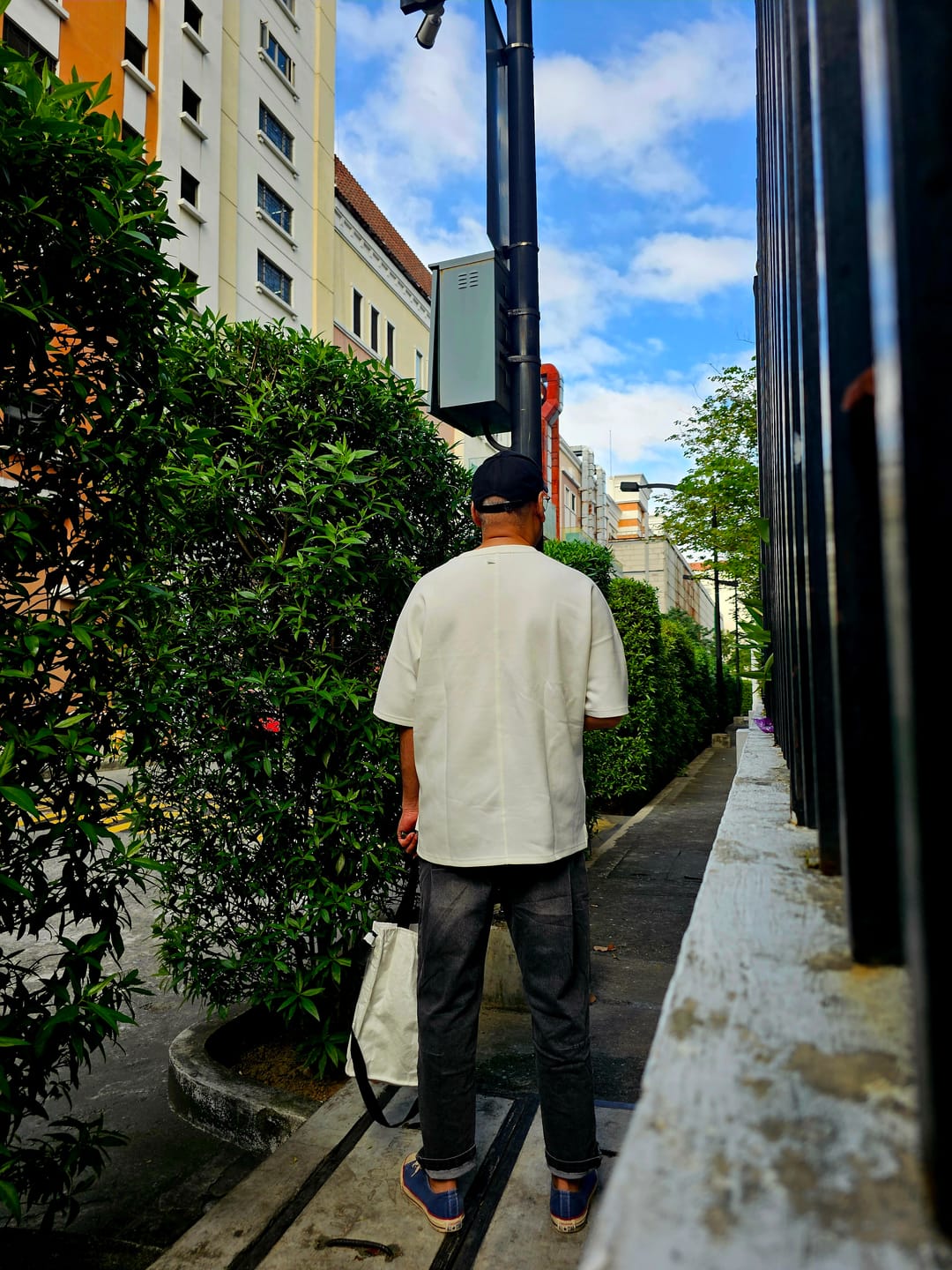Customer photo review of Oba Oversized Shirt