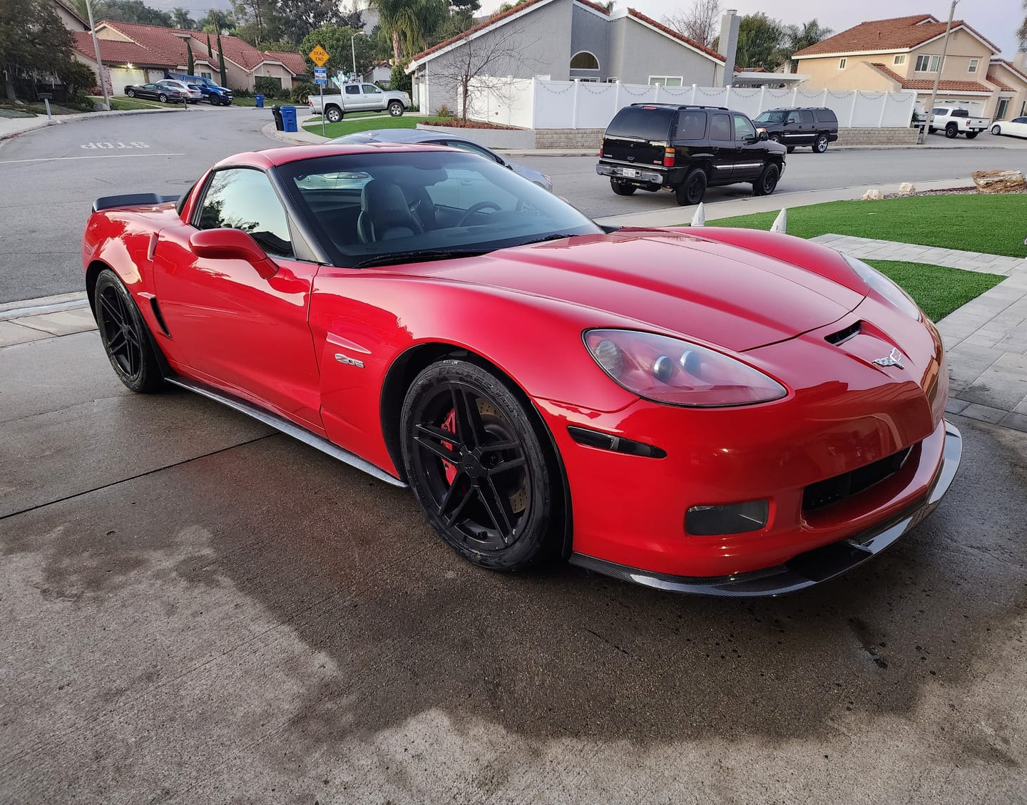 Customer photo review of Corvette C6 Grand Sport / Z06 / ZR1 Side Skirts Rocker Panels