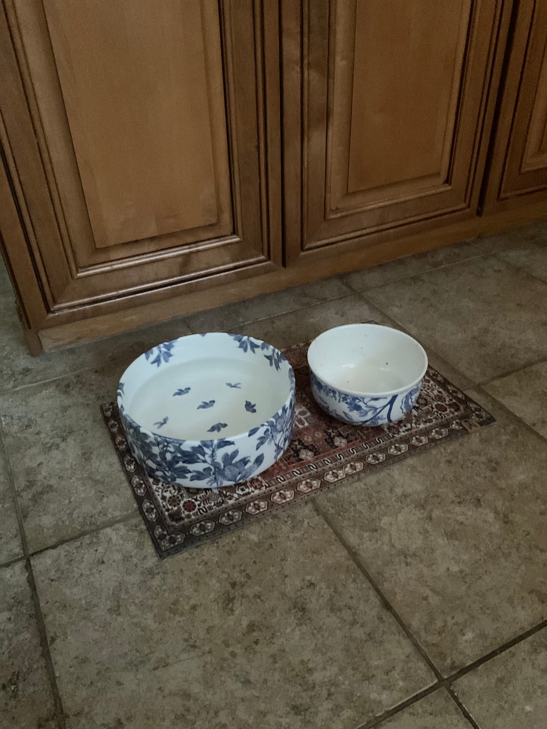 Customer photo review of Dog Bowl Mat, Nonslip, Machine Washable - Ophelia // Personalization: Not requested on this item.