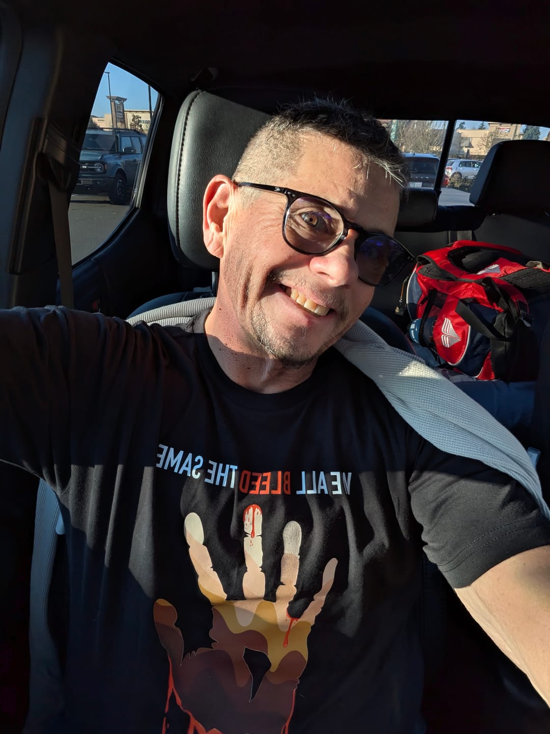 Customer photo review of HumnPeace Tee HP-109