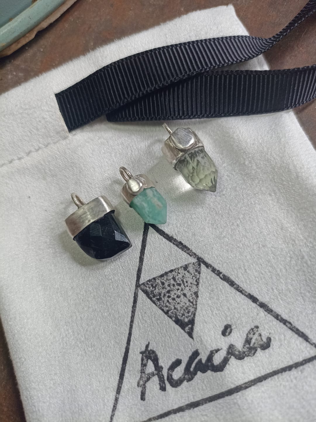 Customer photo review of Punta Facetada Amatista Verde 12x7 mm a 15x7 mm