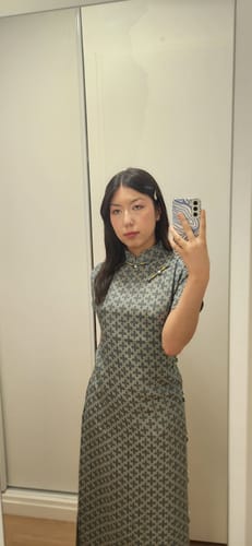 Customer photo review of Gao Gui 高贵 1930s Inspired Satin Brocade Qipao