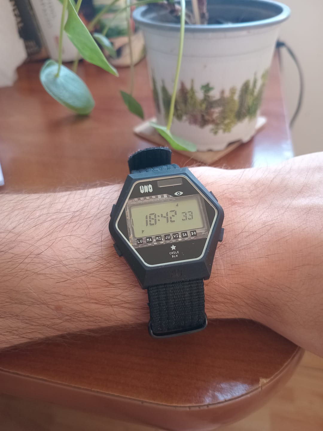 Customer photo review of PREVENTA CON DESPACHO JULIO: El Número Uno, el primer reloj digital en la historia de Chile