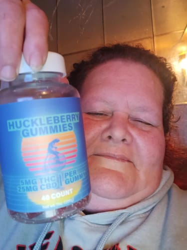 Customer photo review of Huckleberry Gummies, 5mg THC + 25mg CBD