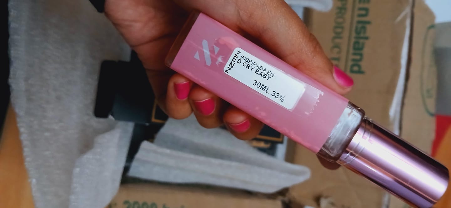 Customer photo review of Perfume Tendencia D CRY BABY MELANIE MTZ NUEVO zenz