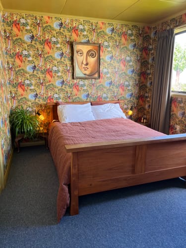 Customer photo review of Yasuni - Orential Tropical Bird Wallpaper - Ochre