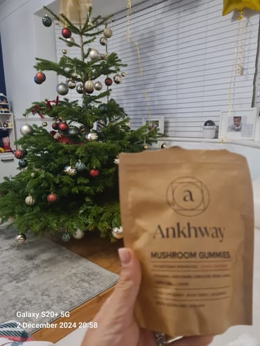 Customer photo review of Mushroom Gummies