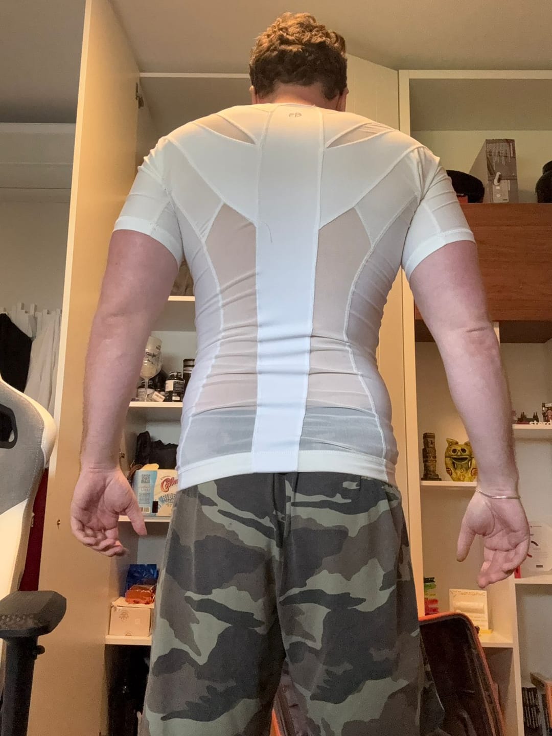 Customer photo review of Camiseta Postural Masculina - Posture Shirt® Com Zipper