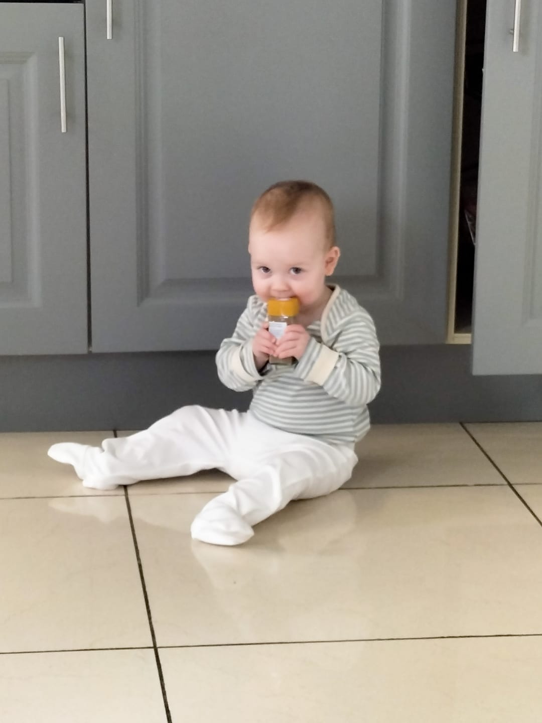 Customer photo review of Turquoise Skies Organic Baby Bodysuit Set - 2 Pack