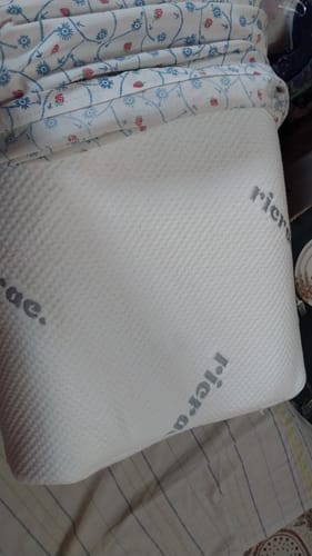 Customer photo review of Contour Memory Foam Long Pillow suitable for Neck & Shoulder Pain