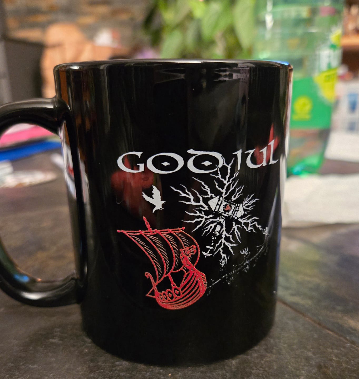 Customer photo review of Weihnachts-Tasse – God Jul Design mit Thors Hammer & Drachenboot