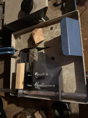 Customer photo review of Hi-Tech Diamond 6 Inch Trim Saw Vise