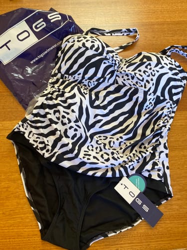 Customer photo review of Mara Bandeau One Piece Swimsuit