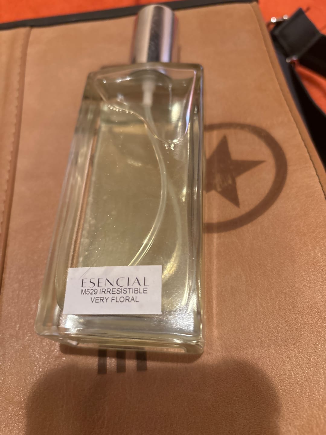 Customer photo review of M145 Inspirado en: Very Irresistible - Givenchy