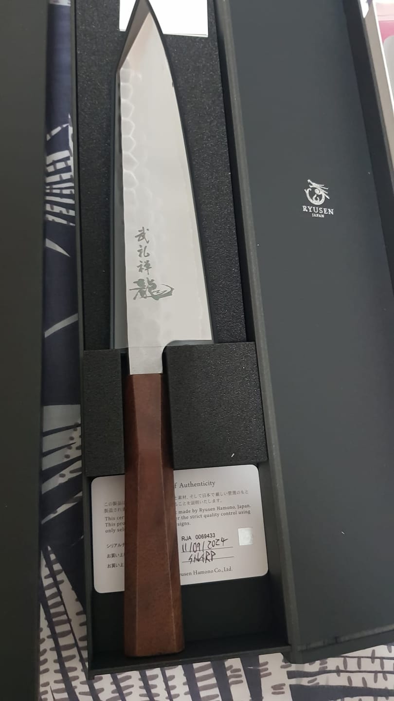 Customer photo review of Ryusen Hamono Blazen Gyuto 210 mm