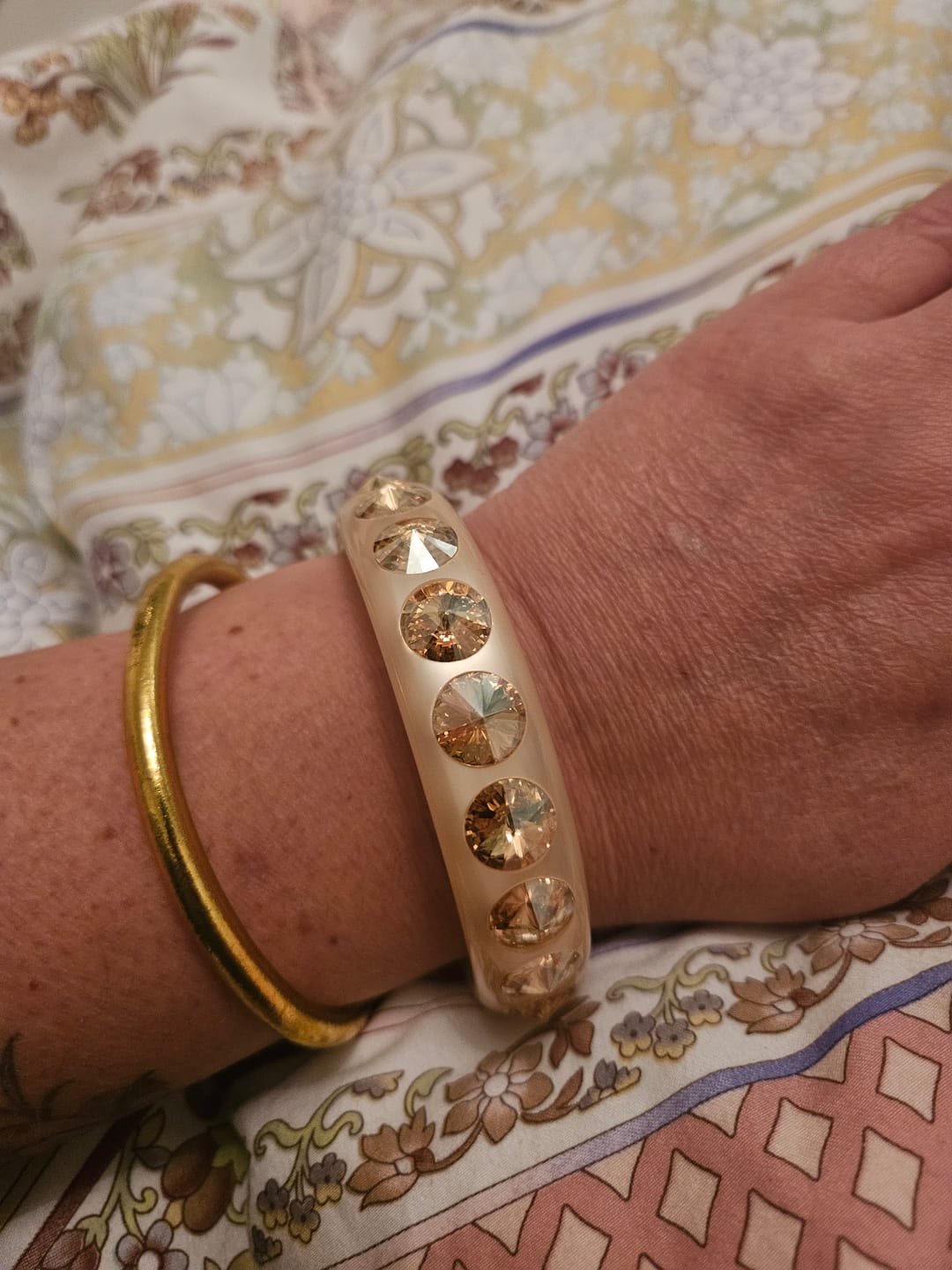 Customer photo review of Classico Armreif Catania in Transparent mit Champagner