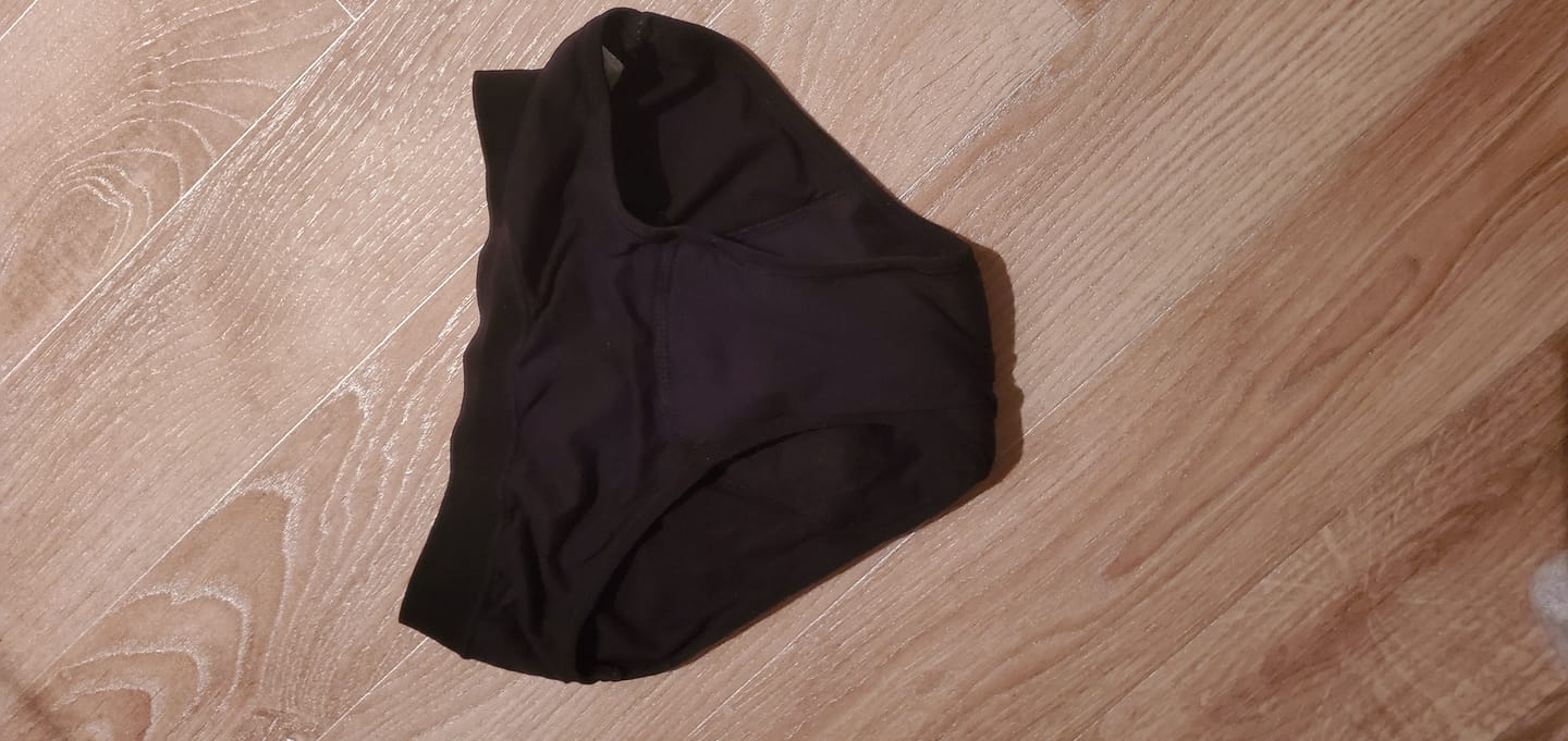 Customer photo review of Culotte Menstruelle Ados Léa