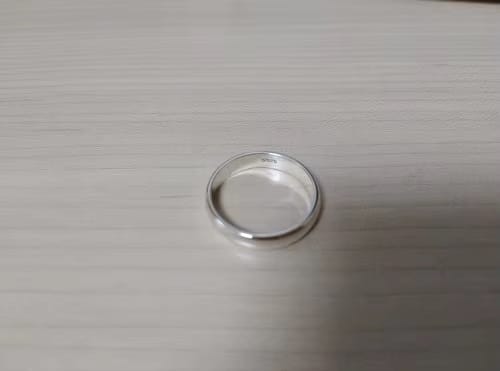 Customer photo review of Suki - Bague Argent à Graver