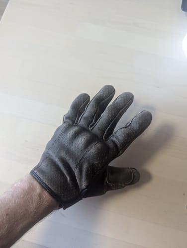 Customer photo review of Thumpa's | Short Cuff Summer Motorbike Gloves | Perforated Retro Brown Distressed Leather