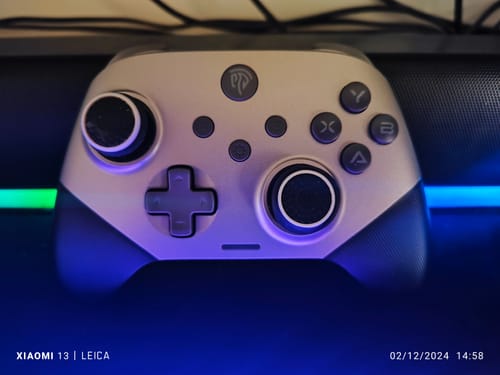 Customer photo review of EasySMX® X10 Controller with Mechanical Buttons and Hall Joysticks