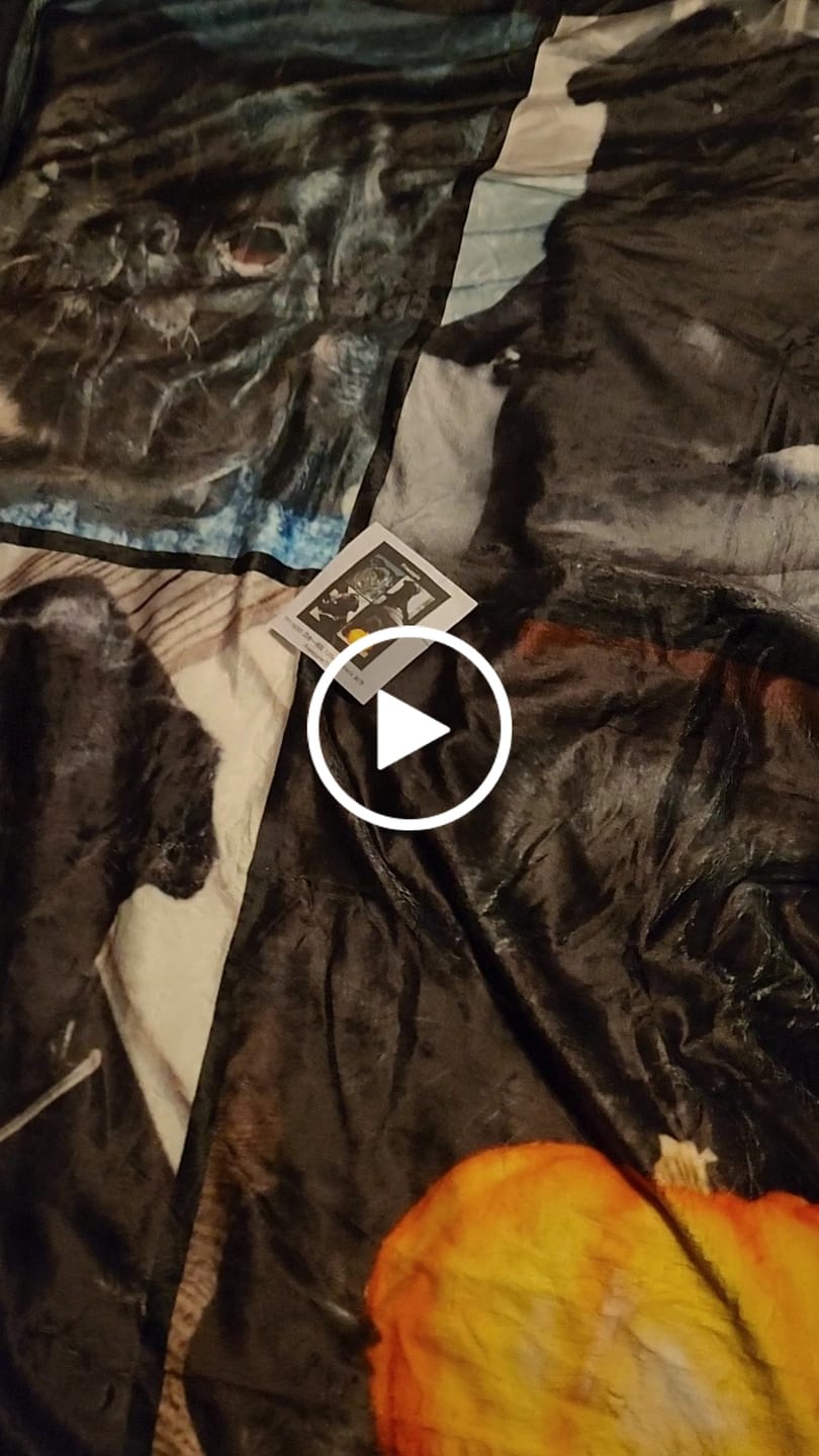 Customer video review of Custom Pet Photo Collage Editable Color Fleece Blanket with 4 Pet Photos
